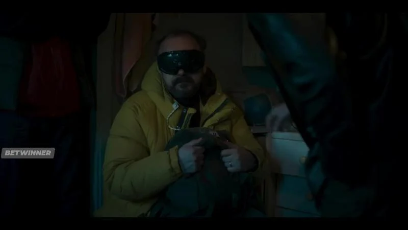Кадры из сериала Канарейка (2021)